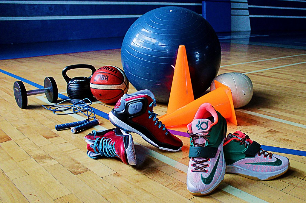 Gear Up for Success: How the Right Basketball Equipment Enhances Training