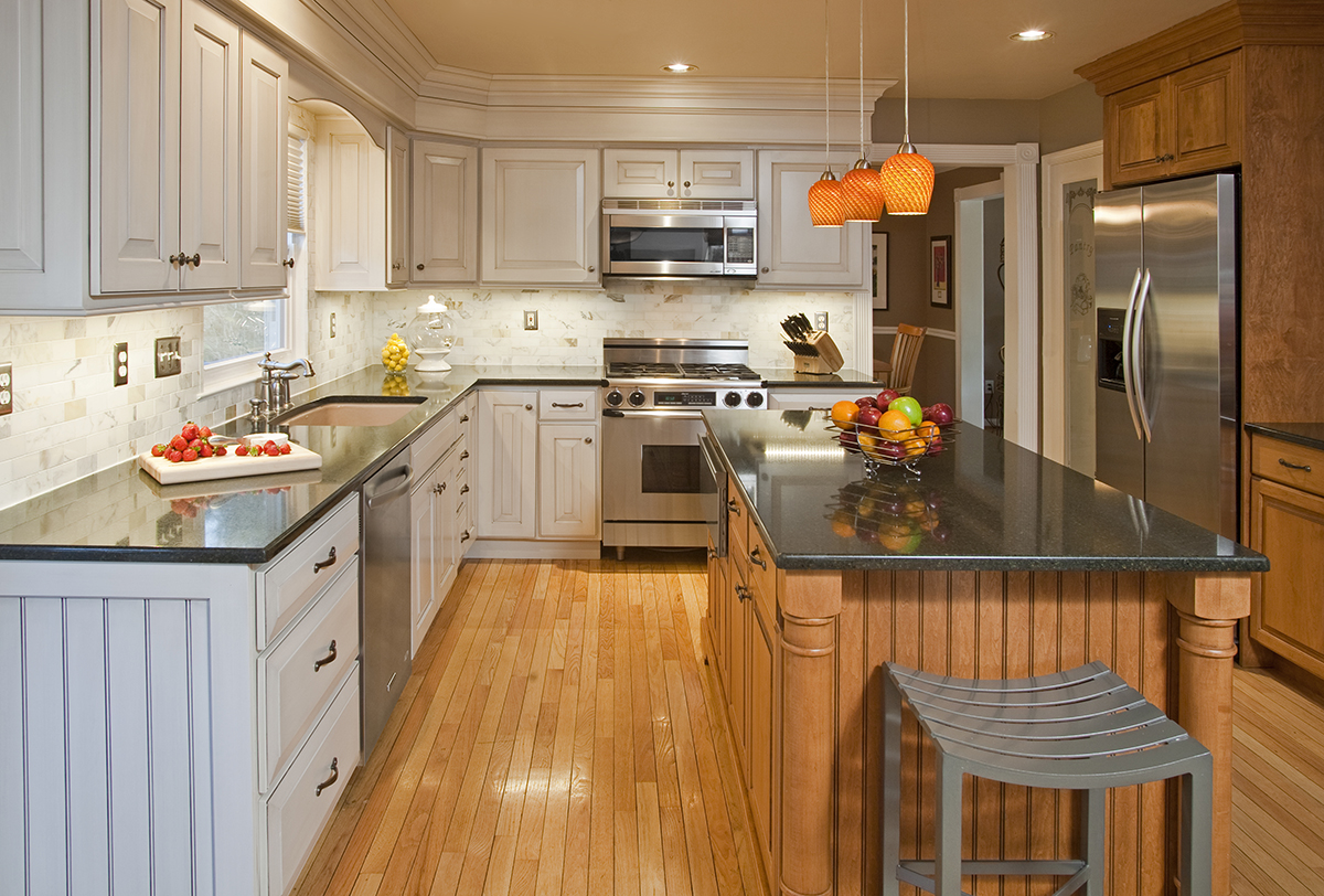 The Difference Between Cabinet Painting and Kitchen Cabinet Refacing in Toronto