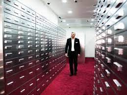 safety deposit box dubai